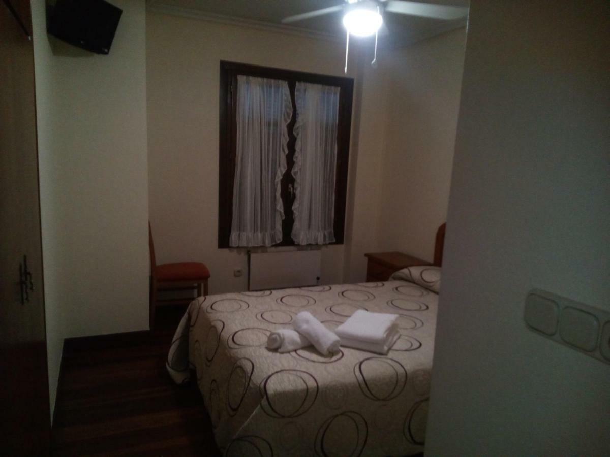 Los Fronterizos Hotel Irun Kültér fotó