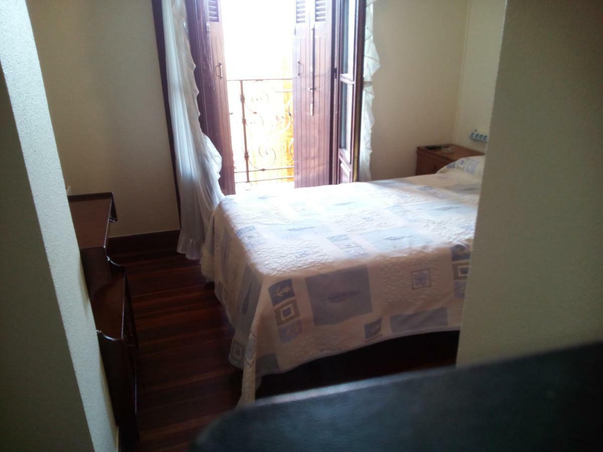 Los Fronterizos Hotel Irun Kültér fotó